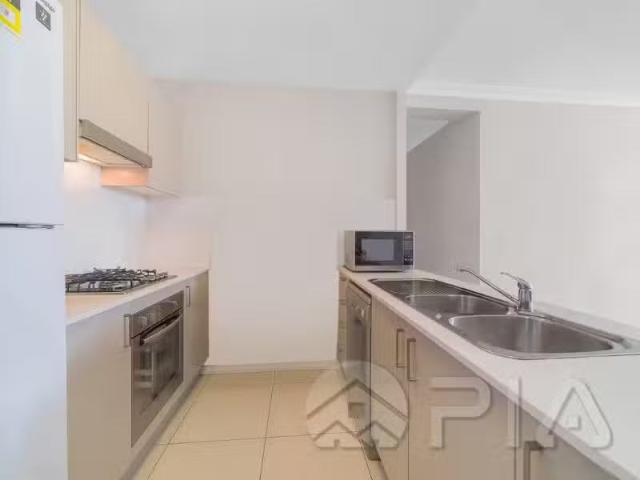 Charming 44/80 82 Tasman Parade, Fairfield West Apartment for.