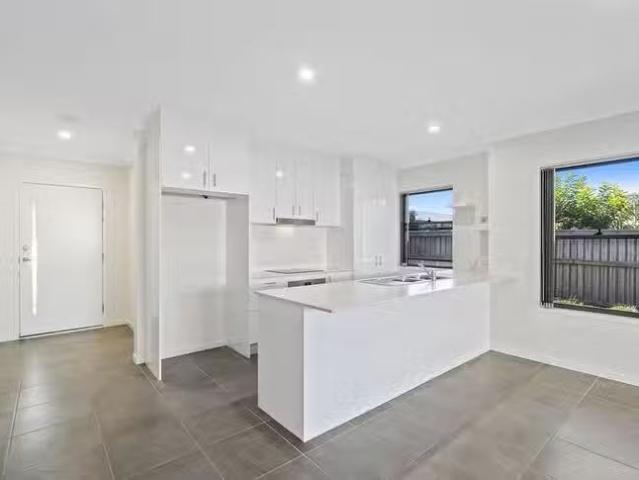 Cozy 4/4 8 Rachow Street, Thornlands, QLD 4164