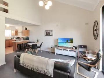 New 4/4 Fisher Street, Felixstow, SA 5070
