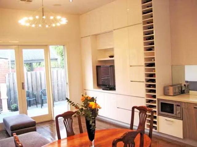 Cozy 452 Park Street, Carlton North VIC 3054