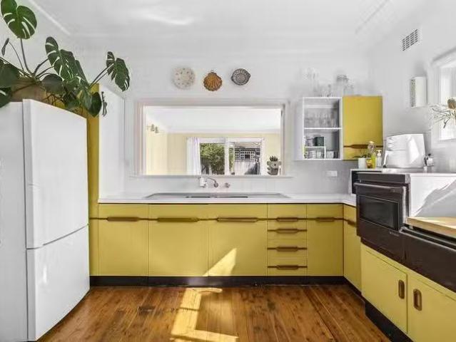 Cozy 45 Hope Street, Seaforth, NSW 2092