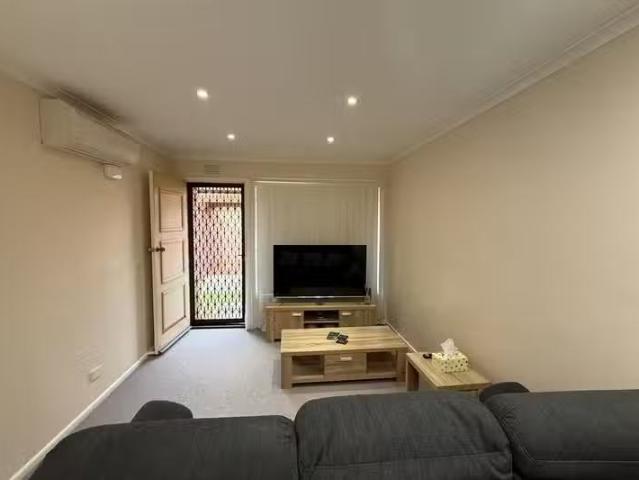 Rental! 4/68 Osborne Avenue, North Geelong, VIC 3215 House f.