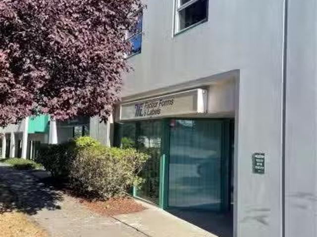 Cozy 469 John St, Victoria, BC, V8T 5H1 commercial for lease.