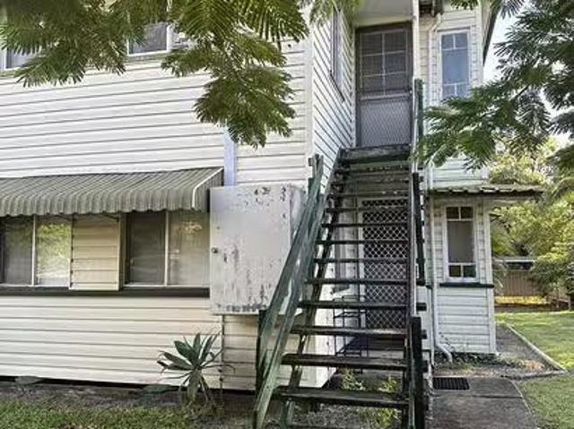 Charming 4/6 Freshwater Street, Scarness, QLD 4655