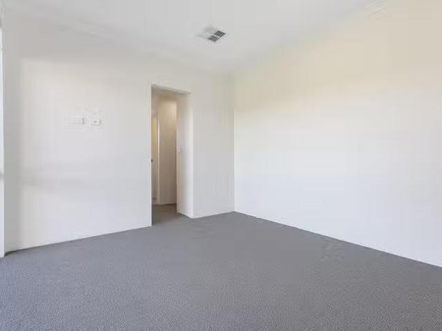 Nice 46 Honeymyrtle Avenue, Beeliar, WA 6164
