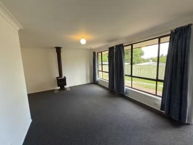 Charming 46 Mittagong Street, WELBY House for rent Listed by.