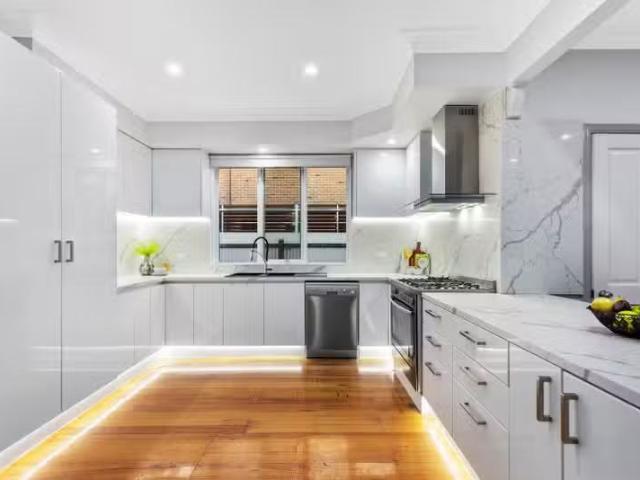 Charming 46 Murray Road, Mckinnon VIC 3204