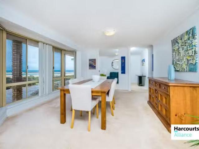 Cozy 46 Southern Cross Circle, OCEAN REEF, WA 6027 House for.