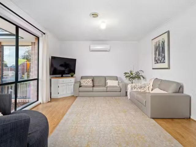 Nice 46 Stanley Jones Drive, South Morang VIC 3752
