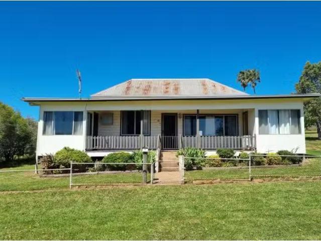 Charming 46 Yarrow Street, Dunedoo House for rent Listed by K.