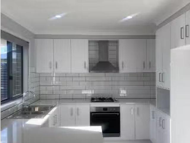 Deal! 4/87 Hillcrest Avenue, SOUTH NOWRA Apartment for rent L.
