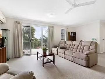 Just in! 48/7 13 Shore Street East, Cleveland, QLD 4163