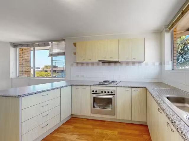 Charming 4/82 Racecourse Road, ASCOT, QLD 4007 Unit for Rent