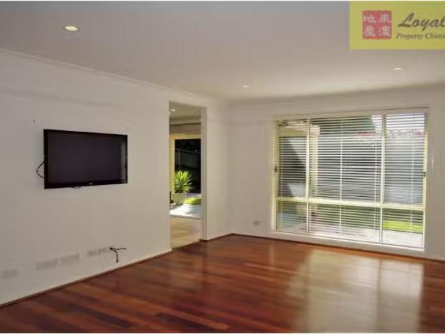 Nice 48 Duffy Avenue, Thornleigh House for rent Listed by Pet.