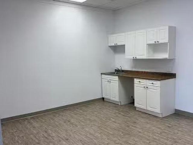 Nice 4930 49 Street, Redwater, AB, T0A 2W0 commercial for le.