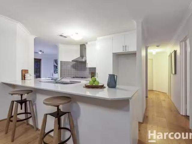 Cheap 49 Fisherton Circuit, KINROSS, WA 6028 House Leased