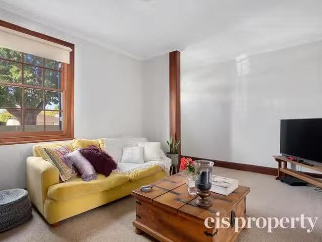 Nice 4 Antill Street, South Hobart, TAS 7004