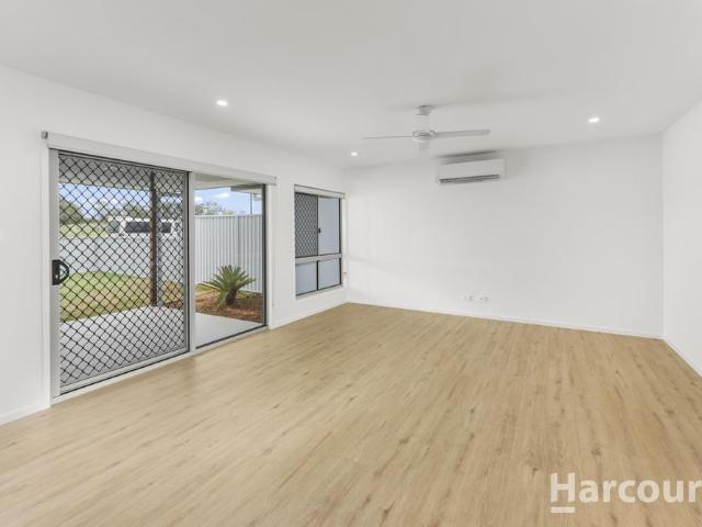 New 4 Bedroom Home Close to Beach!