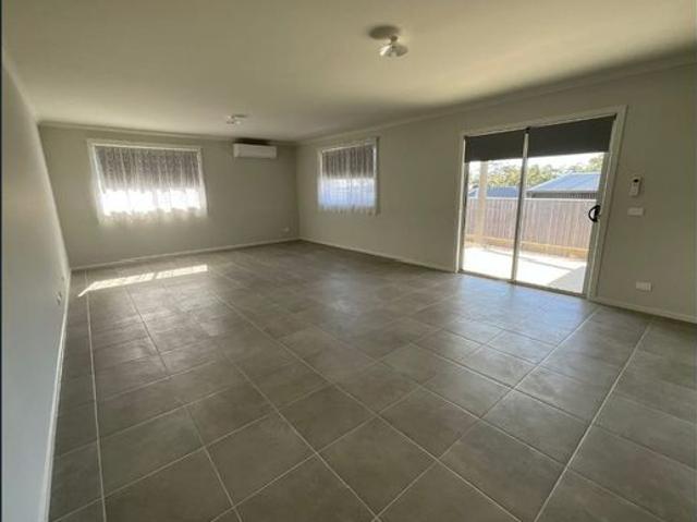 New 4 bedroom home in quiet court
