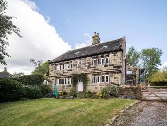 Deal! 4 bedroom house for rent in West Morton, Keighley, West.
