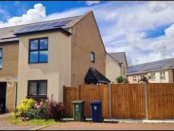 Cheap 4 bedroom semi detached house for rent in Cranesbill Clo.