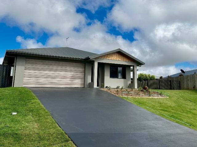New 4 bedroom 2 bathroom home in Tolga