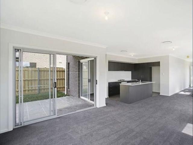 New 4 Bedrooms House in Marsden Park!