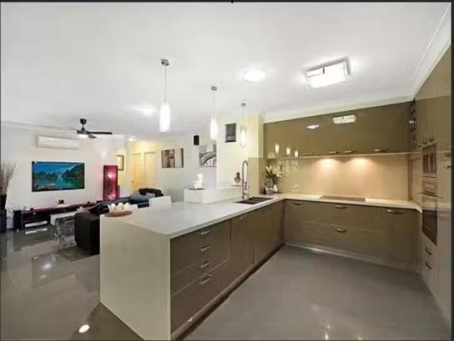 Cheap 4 BR 405 Ashmore Road, Ashmore, QLD 4214