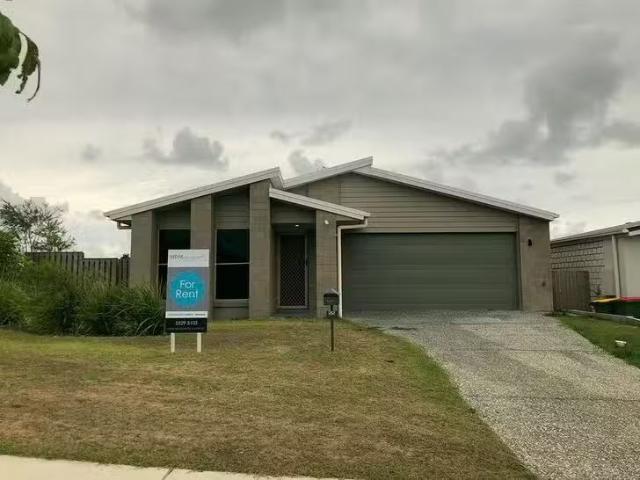 Rental! 4 BR 55 Augusta Boulevard, Pimpama, QLD 4209