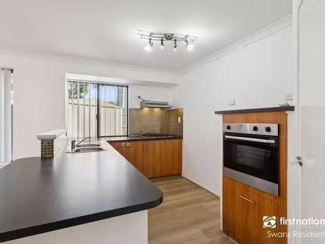 Rental! 4 BR 55 Coolamon Boulevard, Ellenbrook, WA 6069