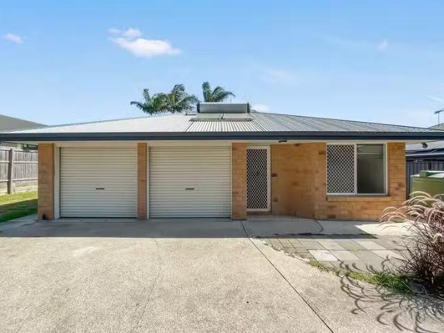 Nice 4 BR 586 Zillmere Road, Zillmere, QLD 4034 House for Rent