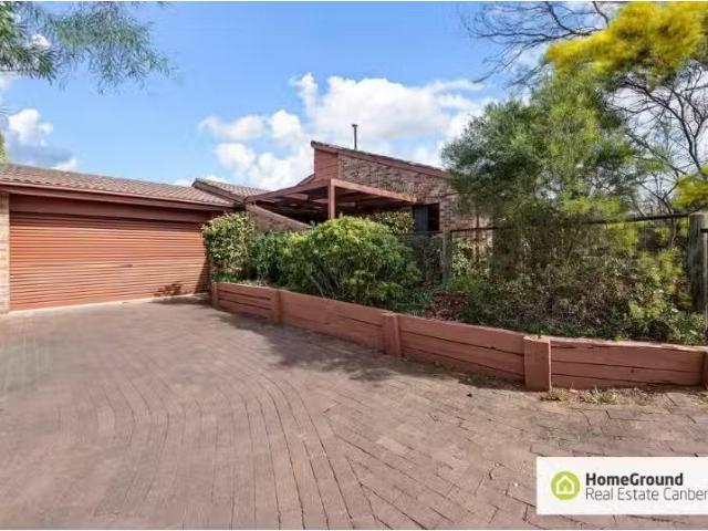 Just in! 4 BR 5 Tilley Place, Mc Kellar House for rent Listed.