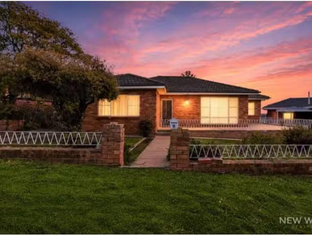 Rental! 4 BR 6 Reservoir St, Hillvue House for rent Listed by.