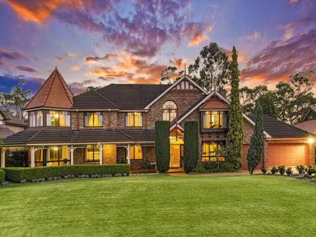 For Rent! 4 BR 6 Ridgemont Close, West Pennant Hills, NSW 2125