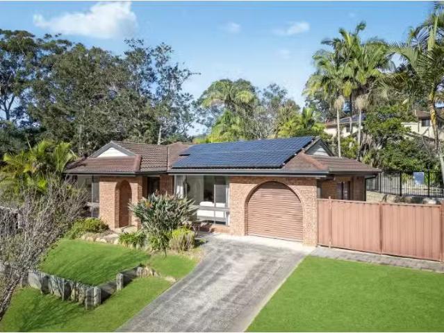 New 4 BR 8 Childs Close, Green Point House for rent Listed by.