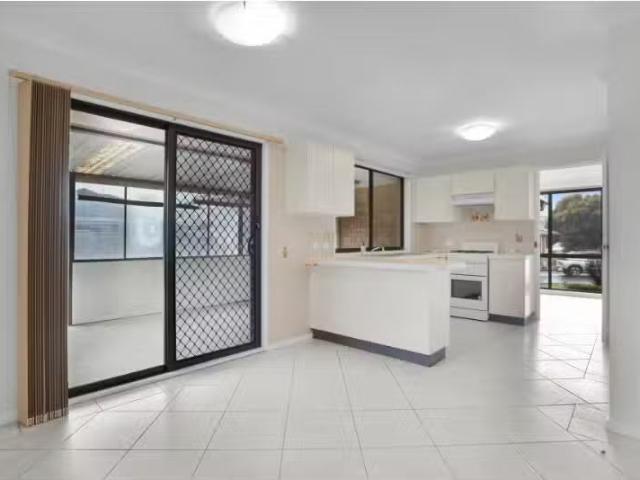 New 4 BR 8 Throsby Drive, Narellan Vale House for rent Listed.