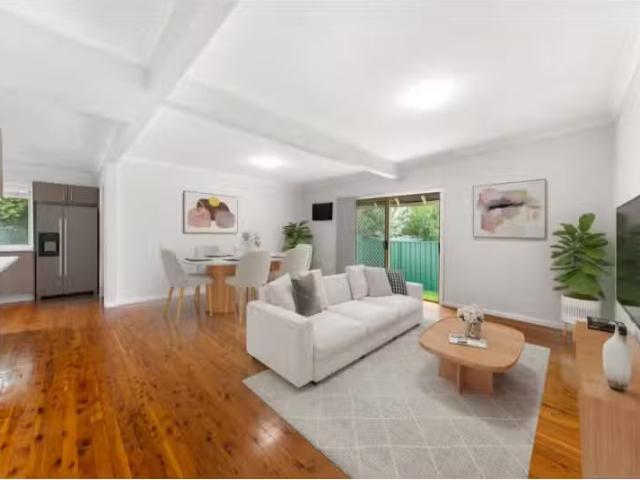 Charming 4 BR 92 Centenary Rd, SOUTH WENTWORTHVILLE House for.