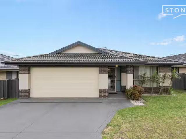 Nice 4 BR 96 Radford Street, Cliftleigh, NSW 2321