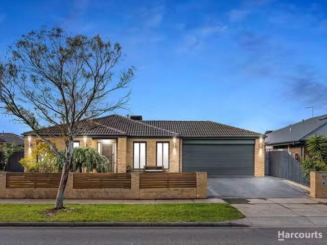 Cozy 4 BR 98 Webster Way, Pakenham, VIC 3810 House for Rent
