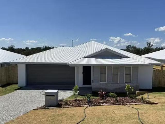 Nice 4 BR 9 Friar Road, Gympie, QLD 4570