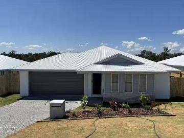 Nice 4 BR 9 Friar Road, Gympie, QLD 4570