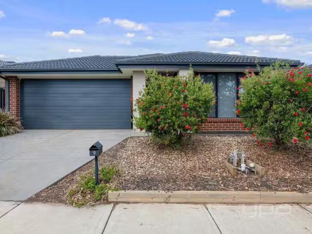 Rental! 4 BR 9 Wembley Avenue, Strathtulloh, VIC 3338
