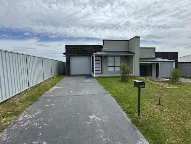 Cozy 4 BR 10 Burkill Close, Denman, NSW 2328