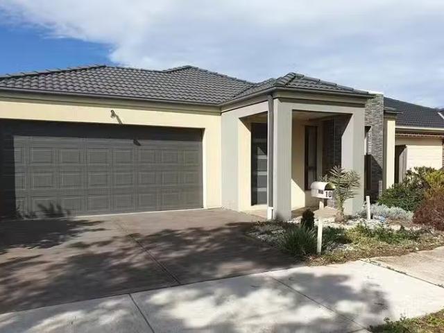 Cheap 4 BR 10 Corfu Avenue, Tarneit, VIC 3029