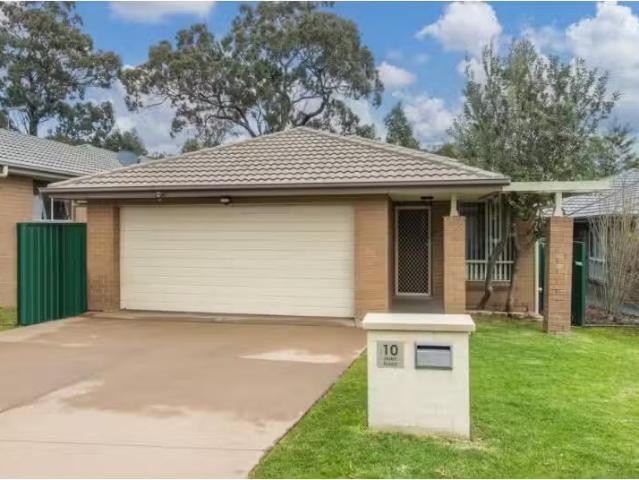 Just in! 4 BR 10 Hunt Place, MUSWELLBROOK House for rent List.