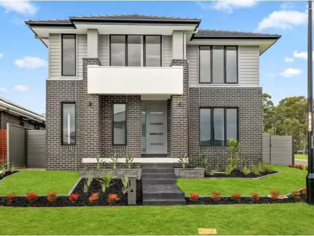 Cozy 4 BR 10 Rowell Drive, Oran Park House for rent Listed by.