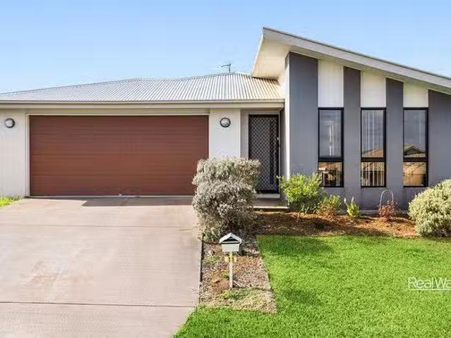 Cheap 4 BR 11 Cashmore Street, Wyreema, QLD 4352