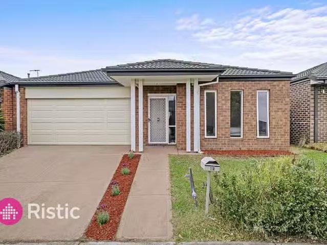 Just in! 4 BR 12 Risdon Chase, Wollert, VIC 3750
