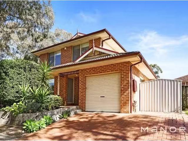 Rental! 4 BR 14 Majestic Drive, Stanhope Gardens House for ren.