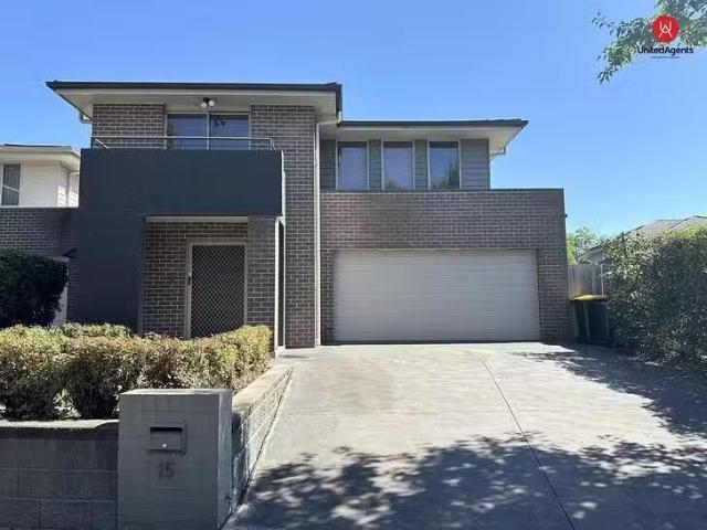 Deal! 4 BR 15 Winburg Drive, Edmondson Park, NSW 2174
